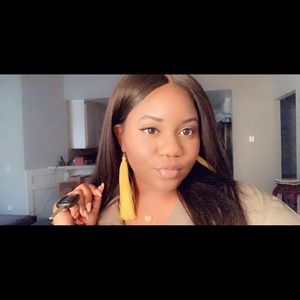 Meet your Posher, Jasmine